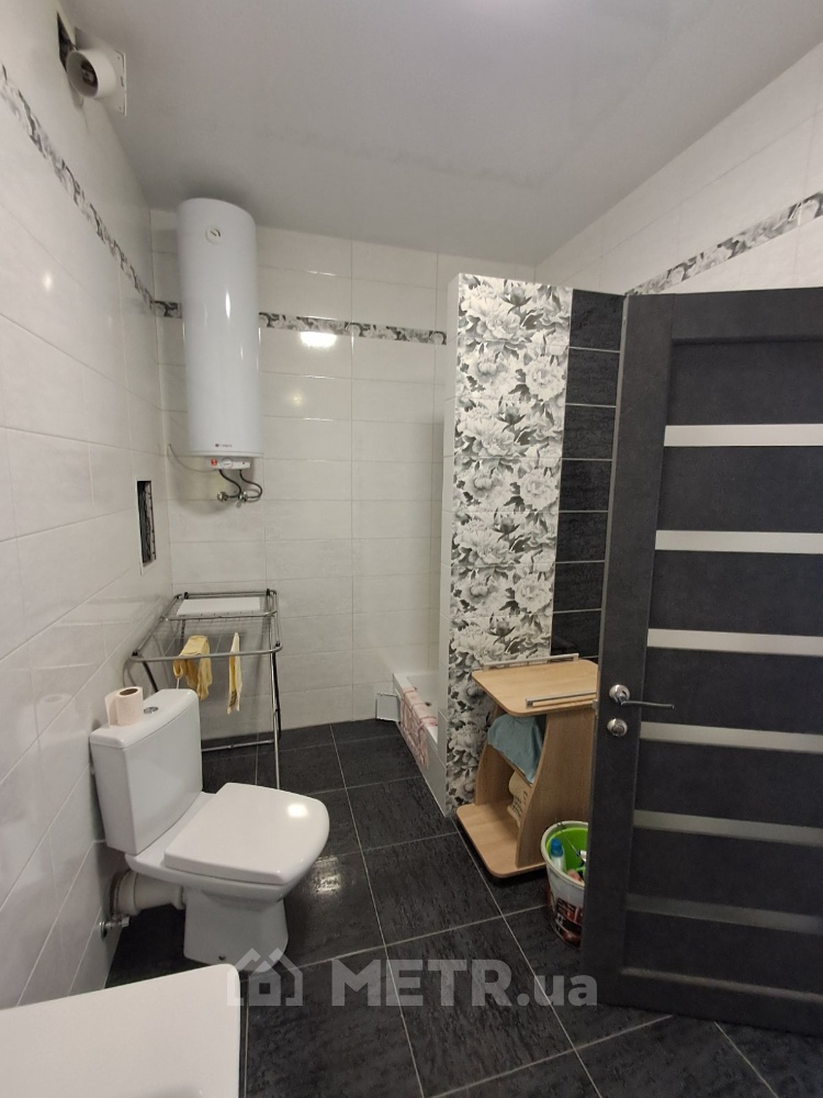 Фото квартиры, г. Черноморск, пер. Хантадзе 8 (21526-5)