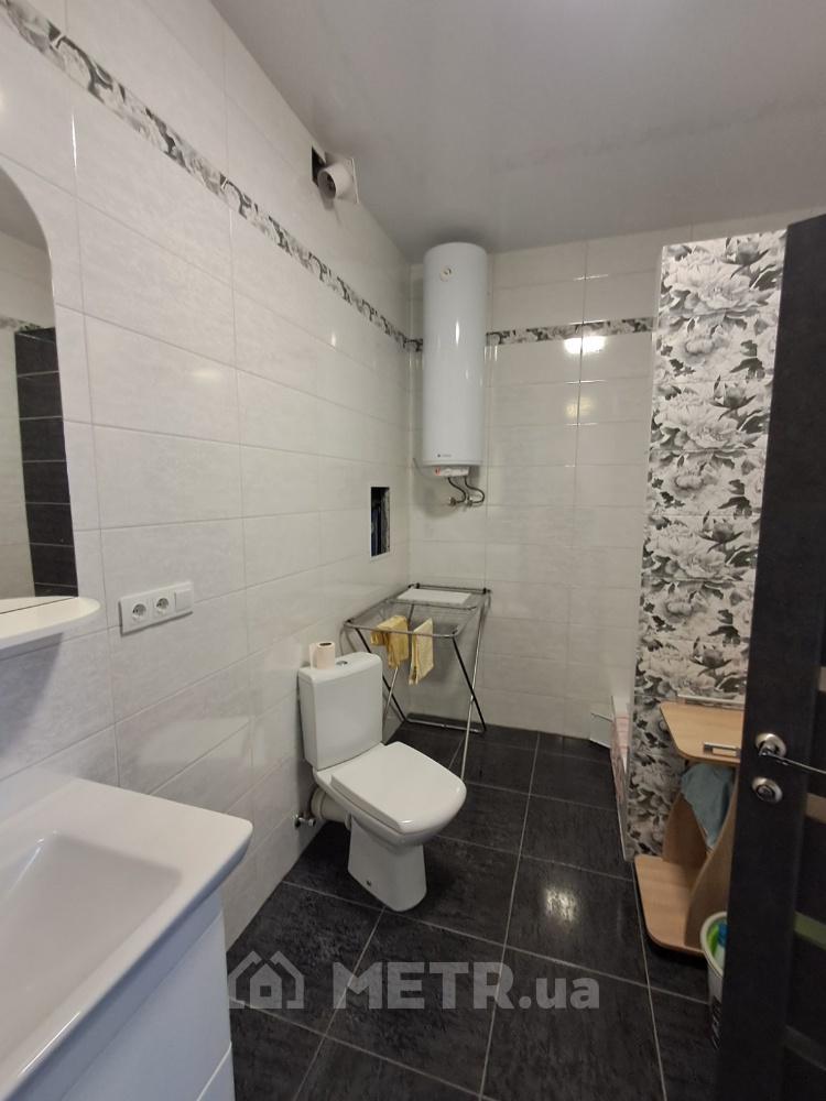 Фото квартиры, г. Черноморск, пер. Хантадзе 8 (21526-6)