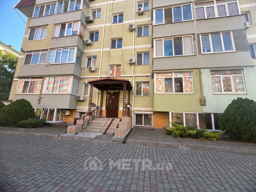 Фото квартиры, г. Черноморск, ул. Парковая 48А (21531-1)