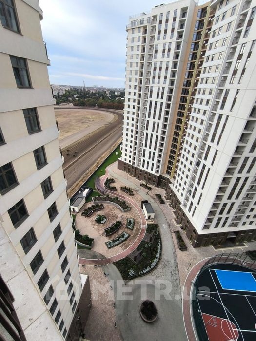 Фото квартиры, г. Одесса, ул. Краснова 1В (21535-15)