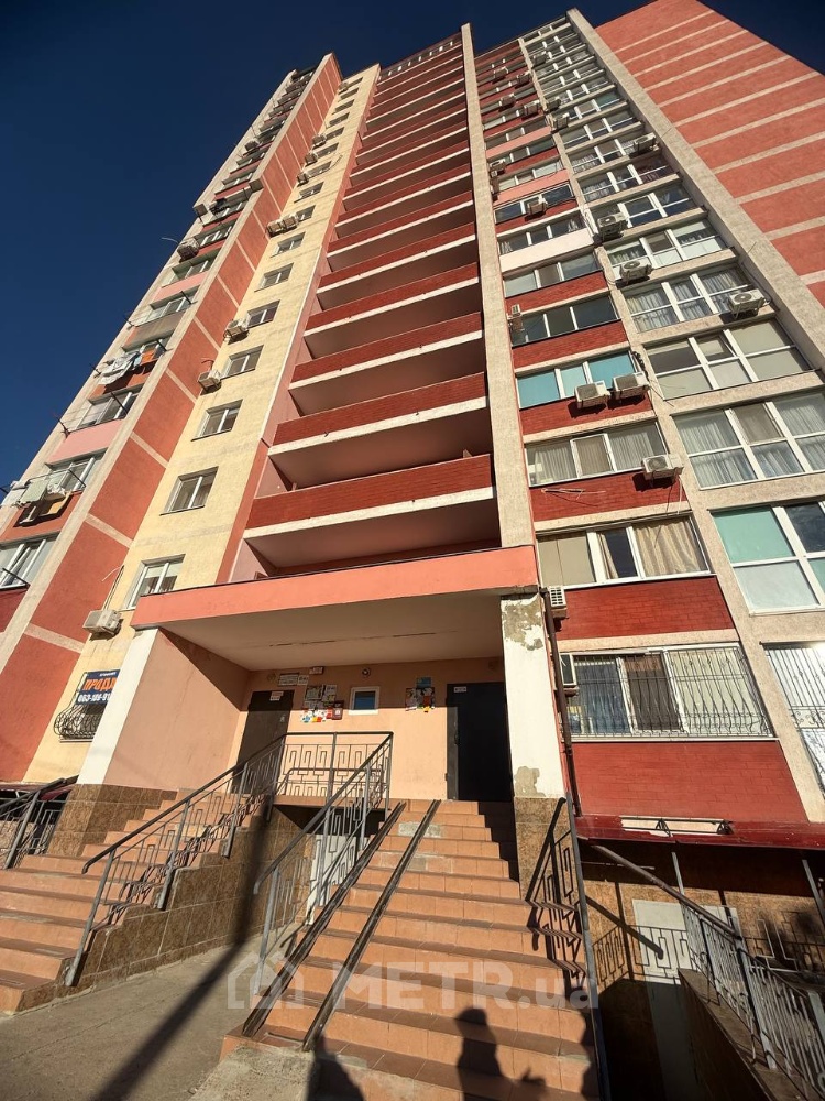 Фото квартиры, г. Черноморск, ул. 1 Мая 19 (21536-15)