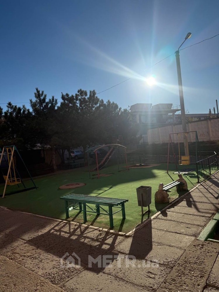 Фото квартиры, г. Черноморск, ул. 1 Мая 19 (21536-14)