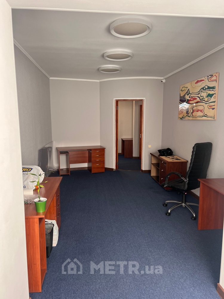 Фото коммерческой недвижимости, г. Одесса, ул. Тенистая 15 (21541-8)