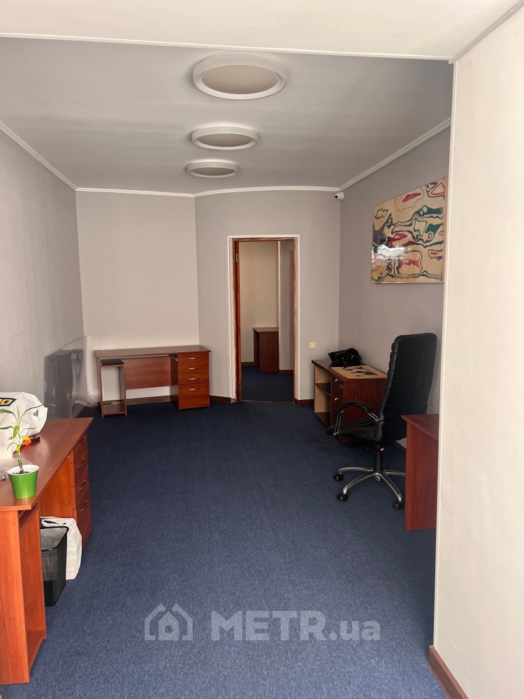 Фото коммерческой недвижимости, г. Одесса, ул. Тенистая 15 (21541-9)