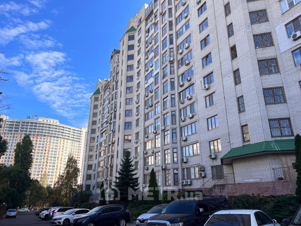 Фото коммерческой недвижимости, г. Одесса, ул. Тенистая 15 (21541-22)