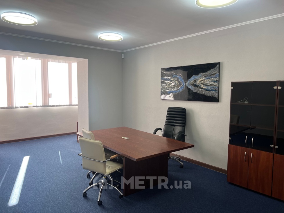 Фото коммерческой недвижимости, г. Одесса, ул. Тенистая 15 (21541-16)