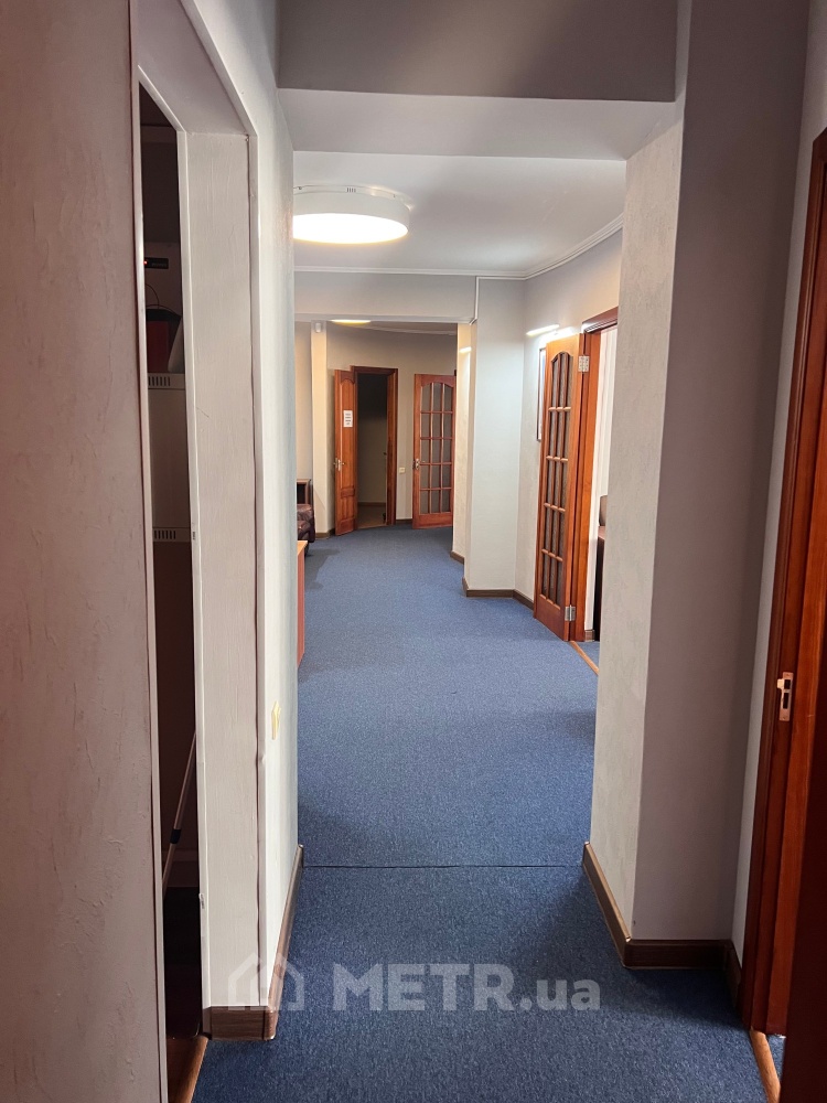 Фото коммерческой недвижимости, г. Одесса, ул. Тенистая 15 (21541-19)