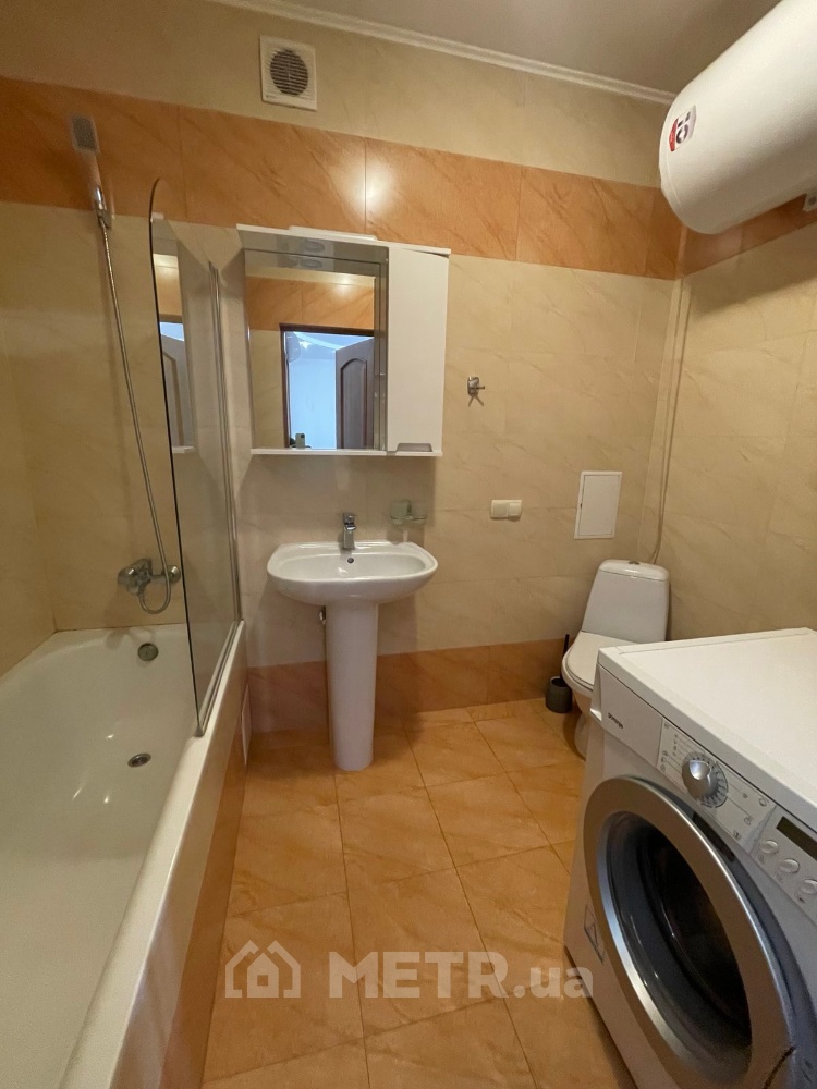 Фото квартиры, г. Одесса, ул. Дюковская 8 (21546-14)