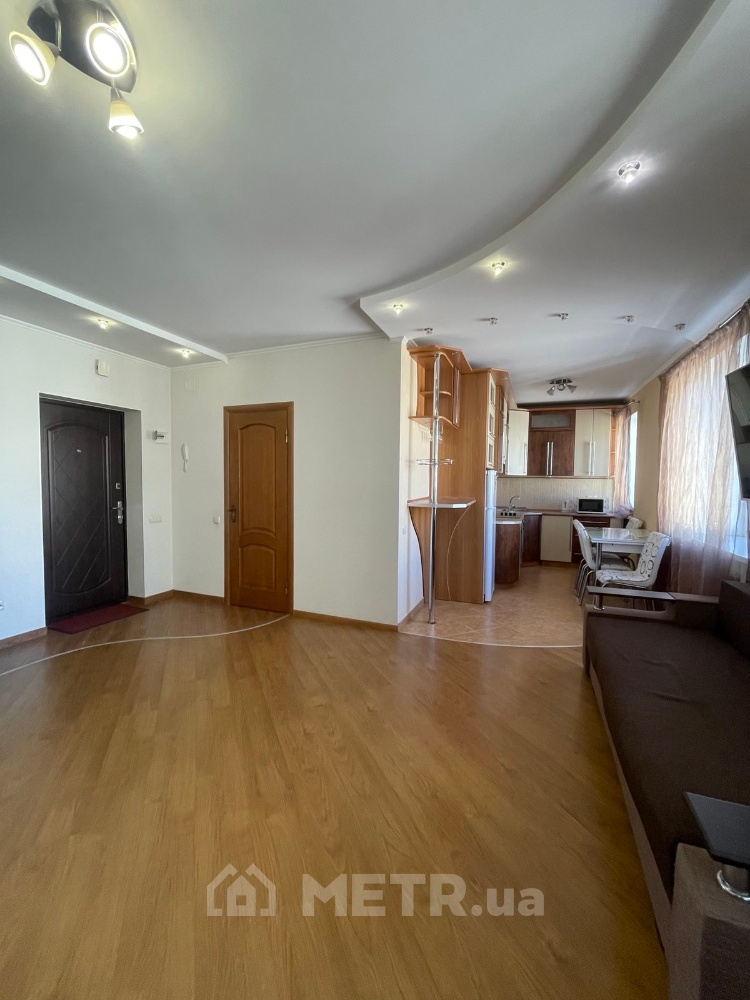 Фото квартиры, г. Одесса, ул. Дюковская 8 (21546-11)