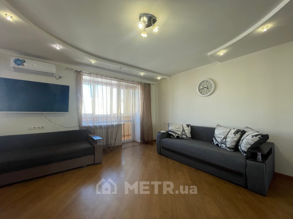 Фото квартиры, г. Одесса, ул. Дюковская 8 (21546-7)