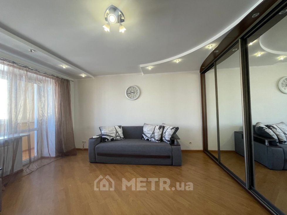 Фото квартиры, г. Одесса, ул. Дюковская 8 (21546-2)