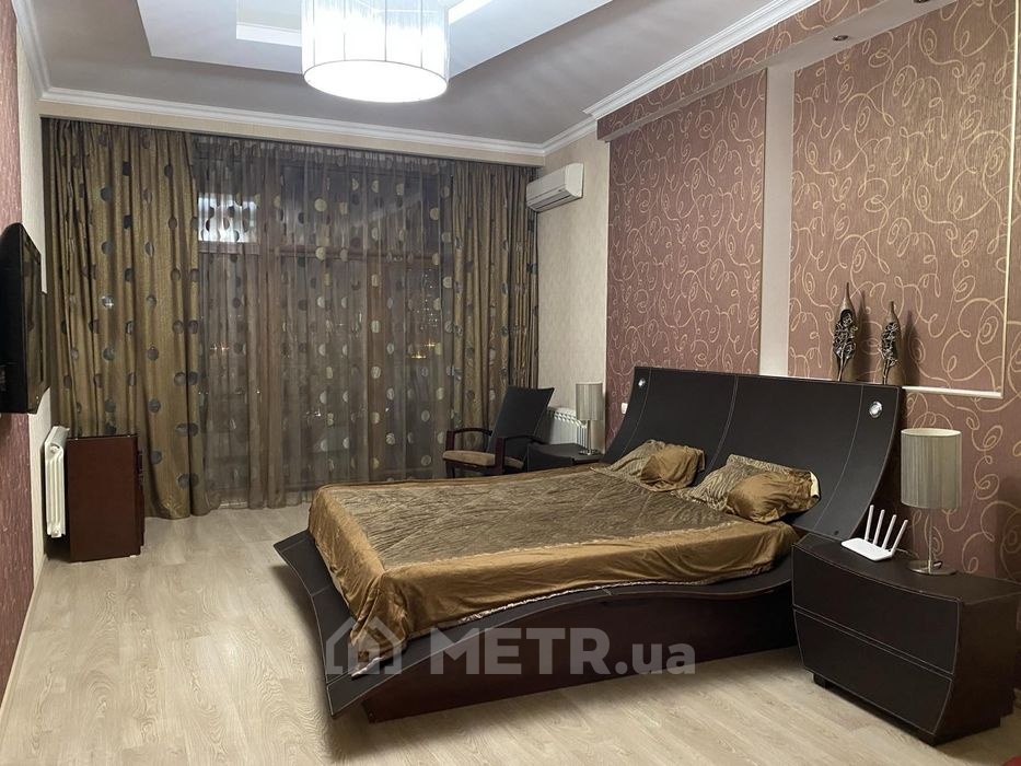 Фото квартиры, г. Одесса, Гагаринское Плато 5/3 (21553-5)