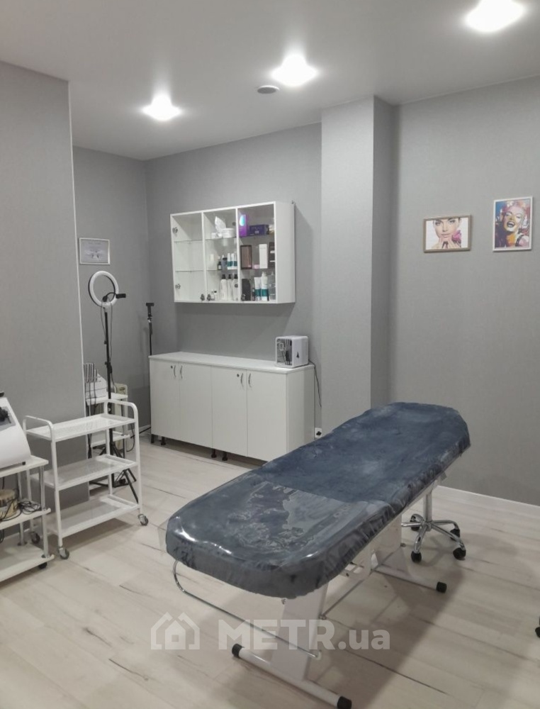 Фото коммерческой недвижимости, г. Одесса, проспект Гагарина 19В (21563-4)