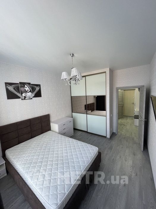 Фото квартиры, г. Одесса, ул. Толбухина 135 (21574-5)