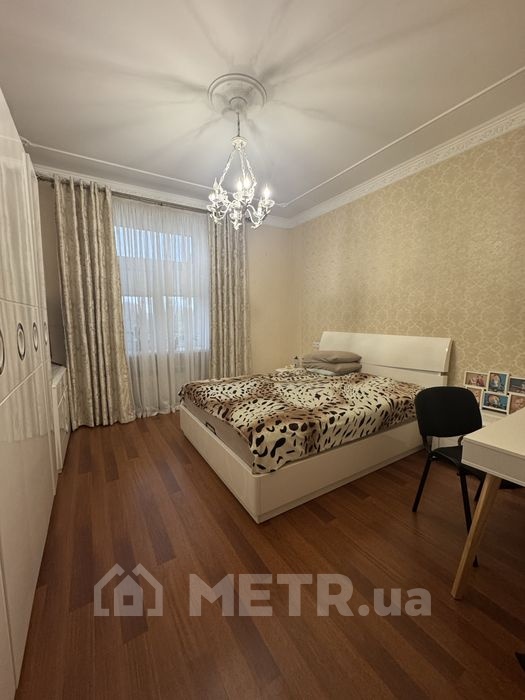 Фото квартиры, г. Черноморск, проспект Мира 2 (21595-2)