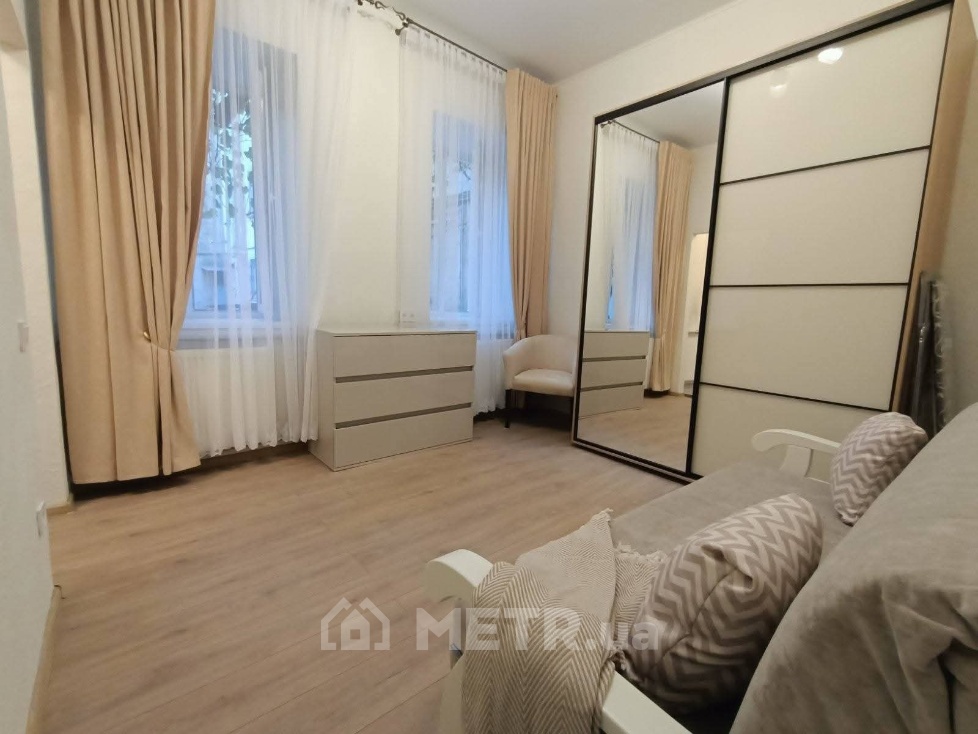 Фото квартиры, г. Одесса, ул. Коблевская 25 (21604-9)