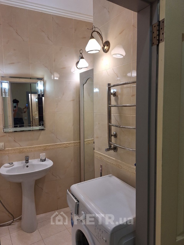 Фото квартиры, г. Одесса, ул. Среднефонтанская 19А (21605-3)