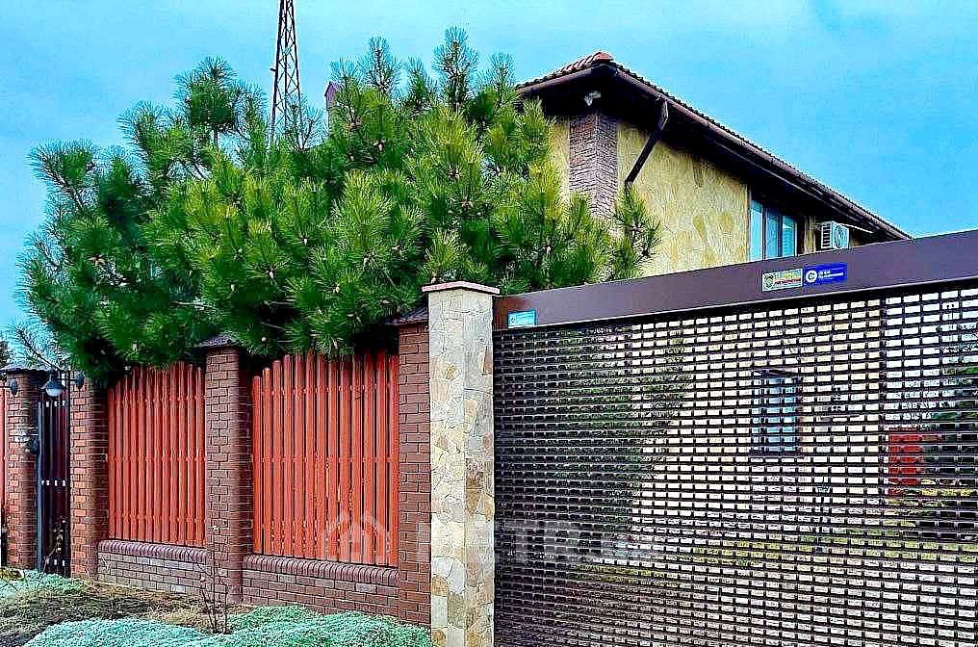 Фото части дома, с. Фонтанка, Фреш таун, ул. Парковая 7 (21620-2)