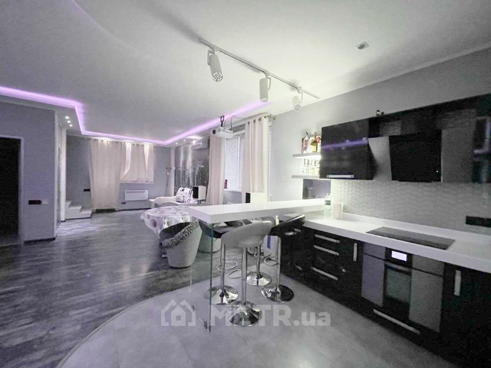 Фото части дома, с. Фонтанка, Фреш таун, ул. Парковая 7 (21620-3)