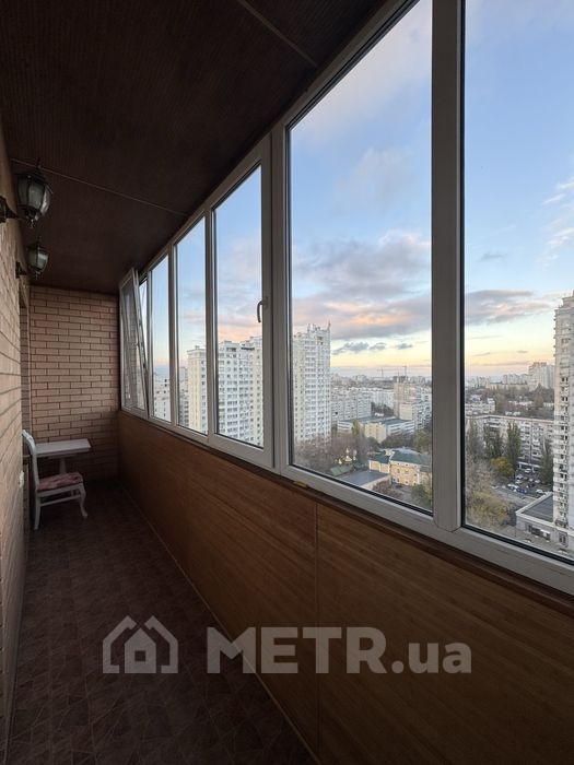 Фото квартиры, г. Одесса, ул. Армейская 8Г (21648-13)