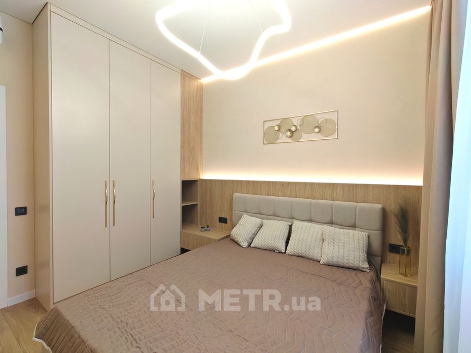 Фото квартиры, г. Одесса, ул. Краснова 3 (СТР) (21667-1)