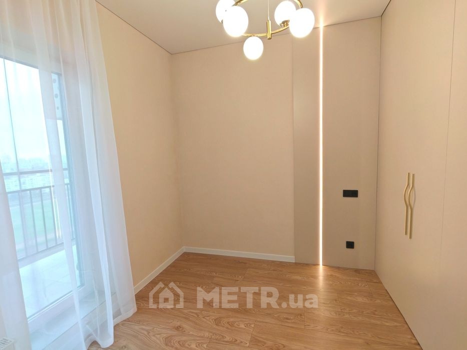 Фото квартиры, г. Одесса, ул. Краснова 3 (СТР) (21667-5)