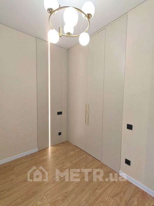 Фото квартиры, г. Одесса, ул. Краснова 3 (СТР) (21667-16)