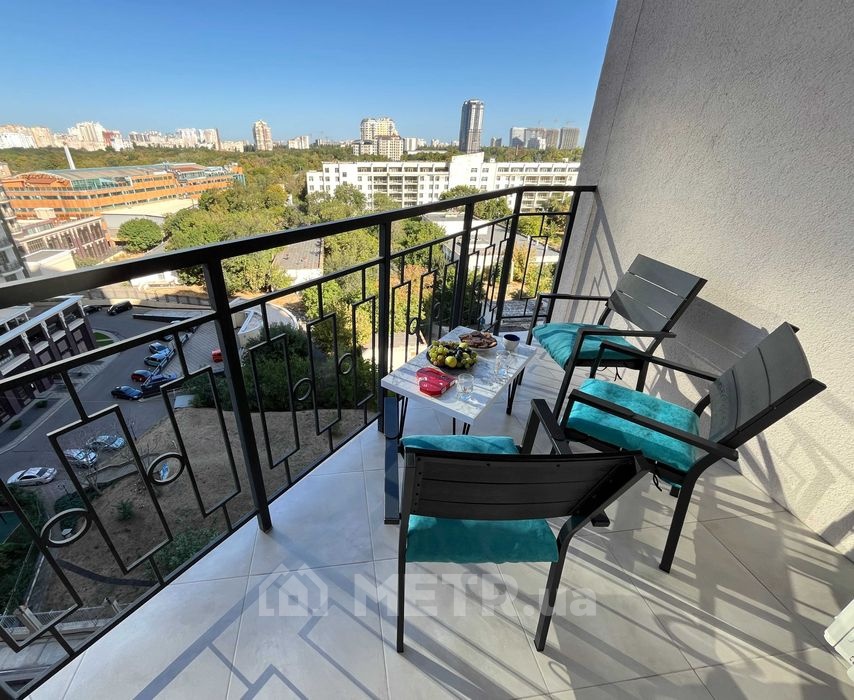 Фото квартиры, г. Одесса, ул. Генуэзская 1Е (21719-18)