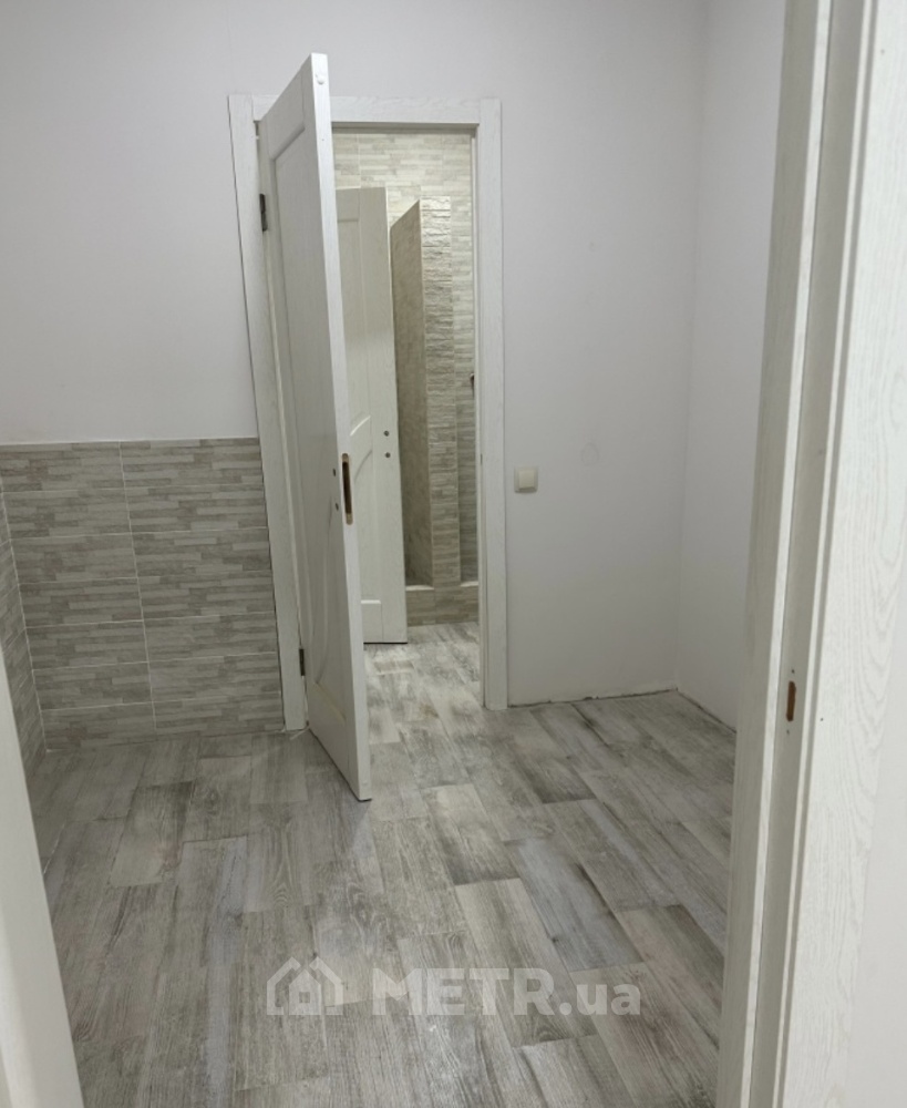 Фото коммерческой недвижимости, г. Черноморск, ул. 1 Мая (21729-9)