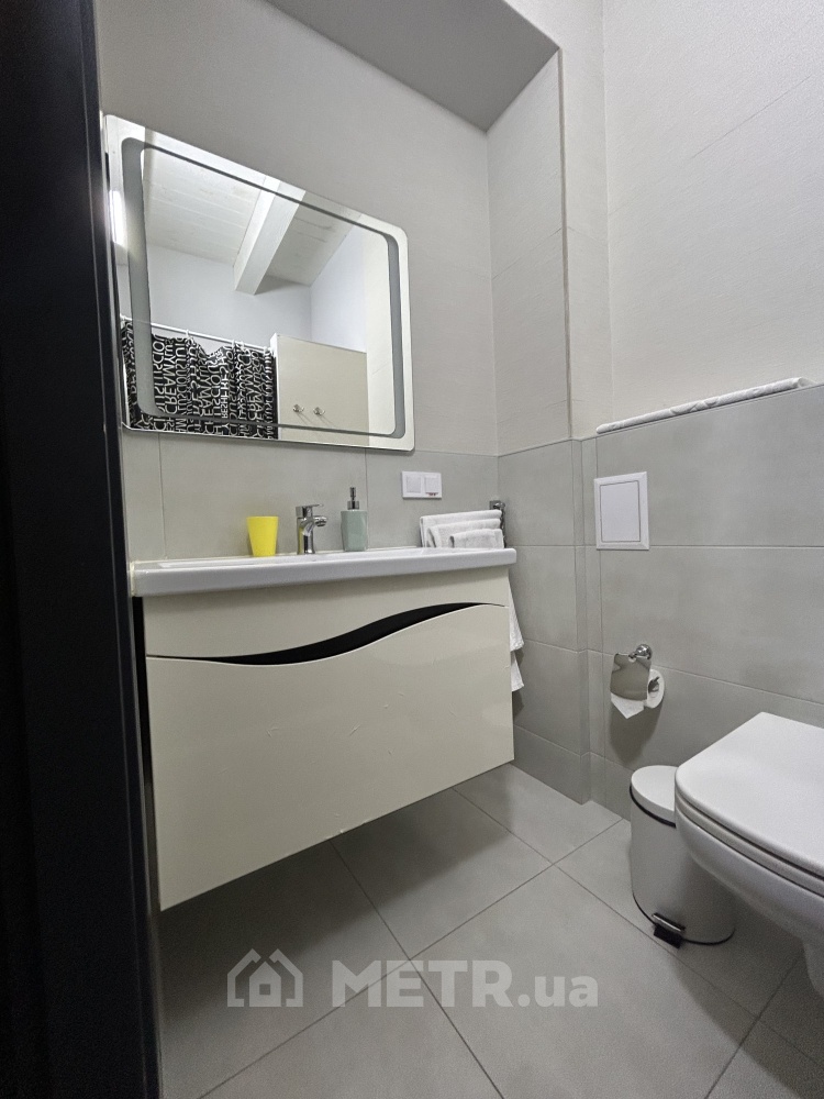 Фото коммерческой недвижимости, г. Черноморск, ул. Победы (21730-17)