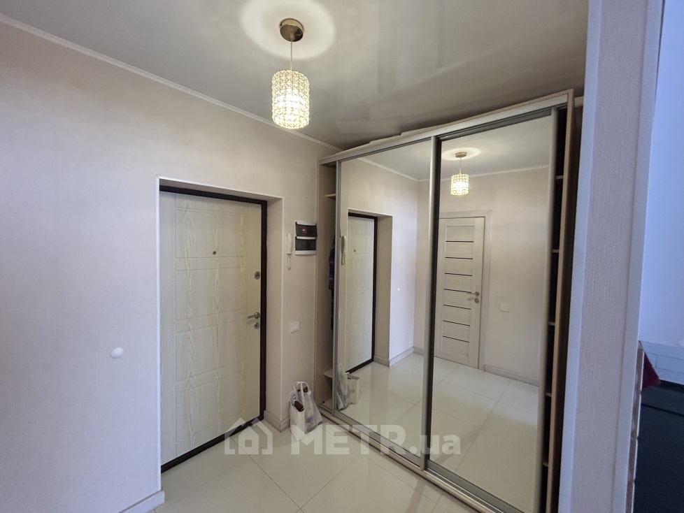 Фото квартиры, г. Черноморск, ул. Парусная 18 (21731-13)