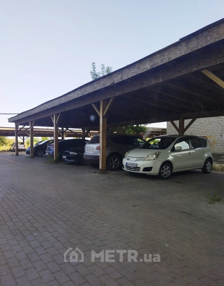 Фото квартиры, г. Черноморск, ул. Парусная 18 (21731-15)