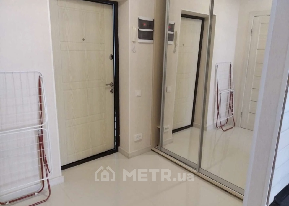 Фото квартиры, г. Черноморск, ул. Парусная 18 (21731-14)