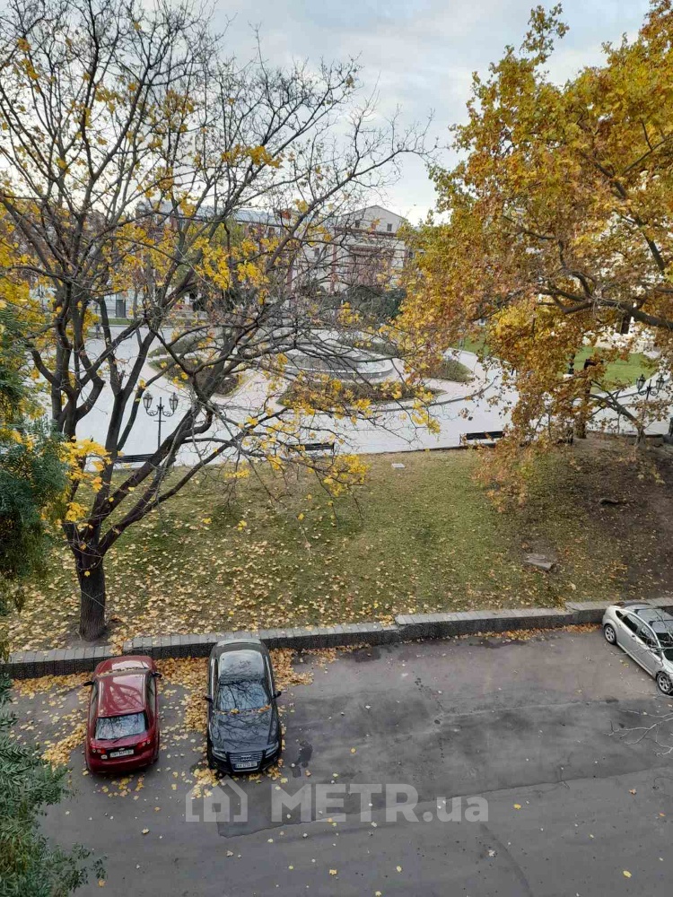 Фото квартиры, г. Одесса, пер. Чайковского 6 (21737-8)