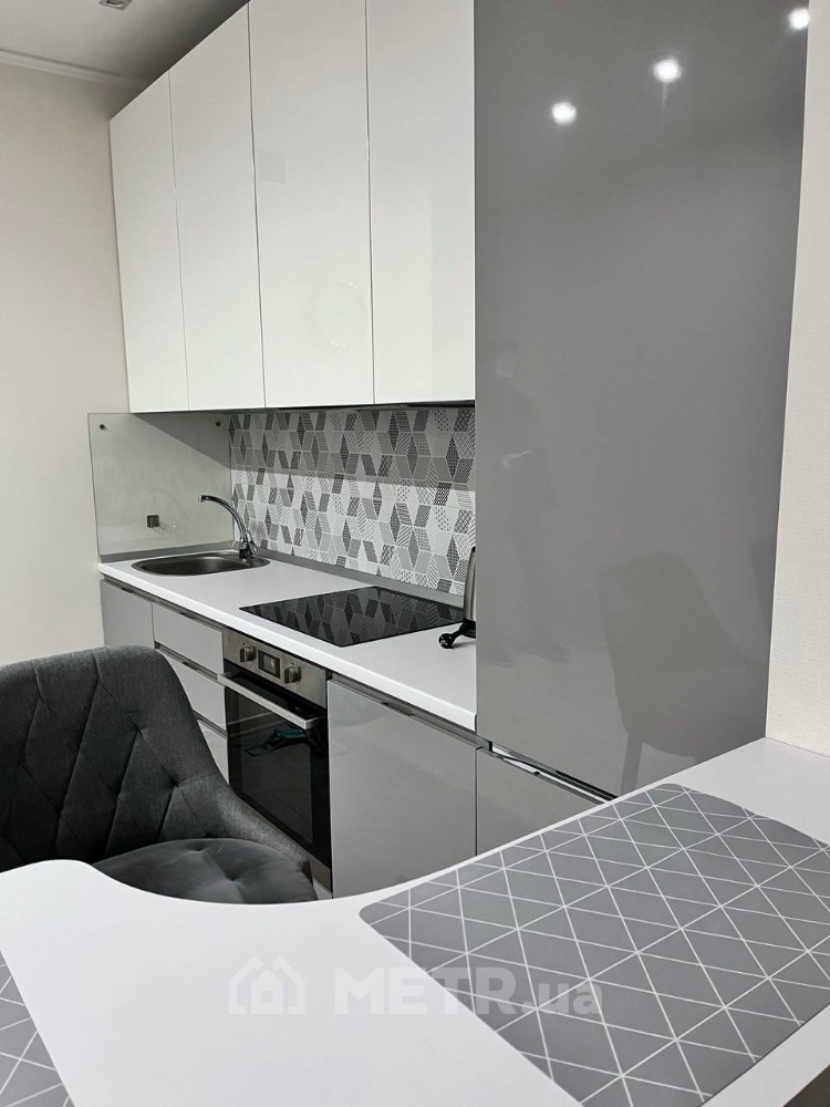 Фото квартиры, г. Одесса, ул. Среднефонтанская 35 (21738-2)