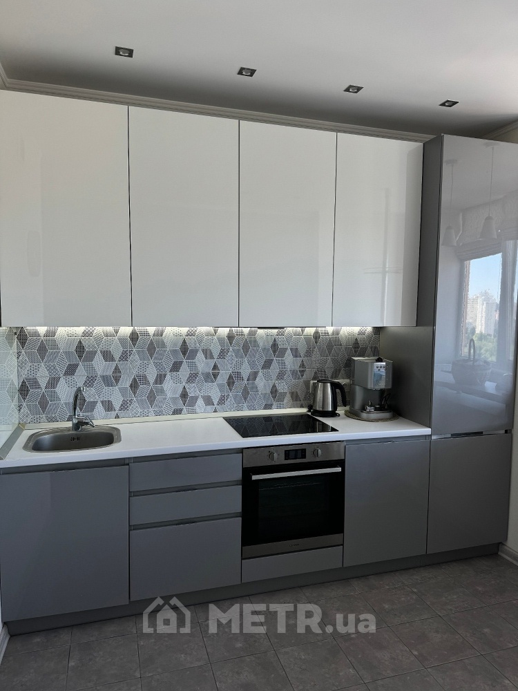 Фото квартиры, г. Одесса, ул. Среднефонтанская 35 (21738-1)