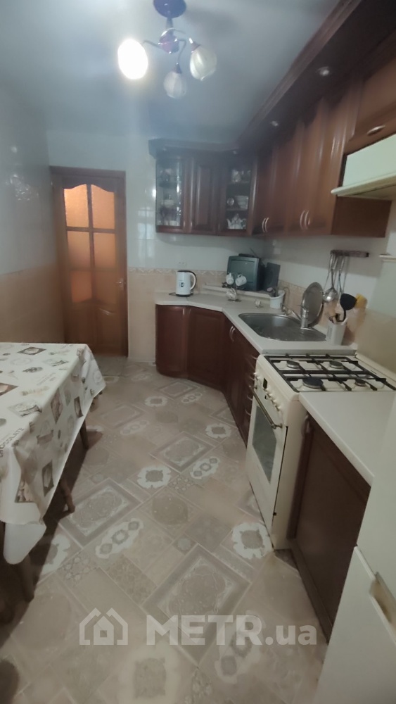 Фото квартиры, г. Черноморск, ул. Парковая 8 (21756-2)