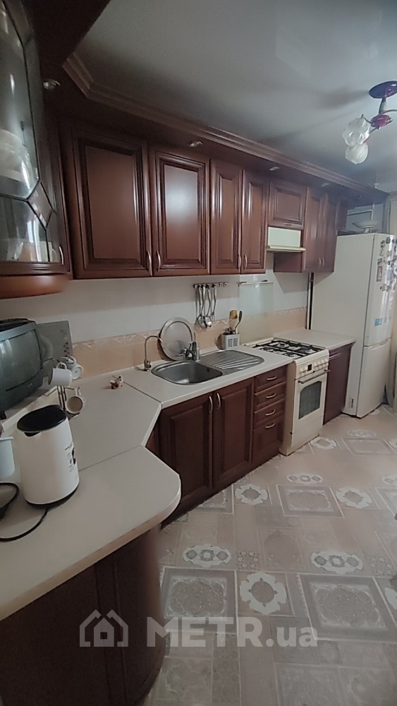 Фото квартиры, г. Черноморск, ул. Парковая 8 (21756-1)