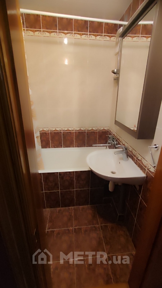 Фото квартиры, г. Черноморск, ул. Парковая 8 (21756-6)