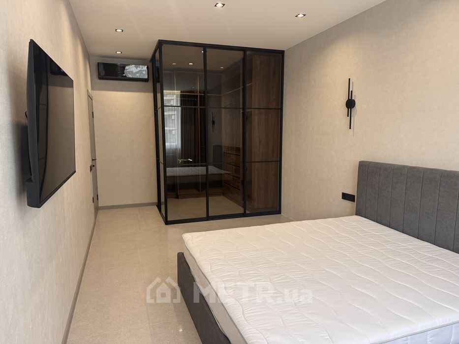 Фото квартиры, г. Одесса, ул. Краснова 1В (21763-4)