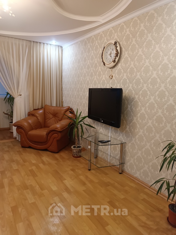 Фото квартиры, г. Черноморск, ул. Лазурная 7 (19818-2)