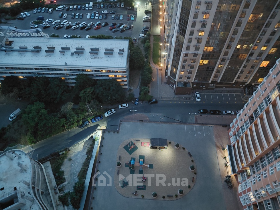 Фото квартиры, г. Одесса, Гагаринское Плато 9 (21783-22)