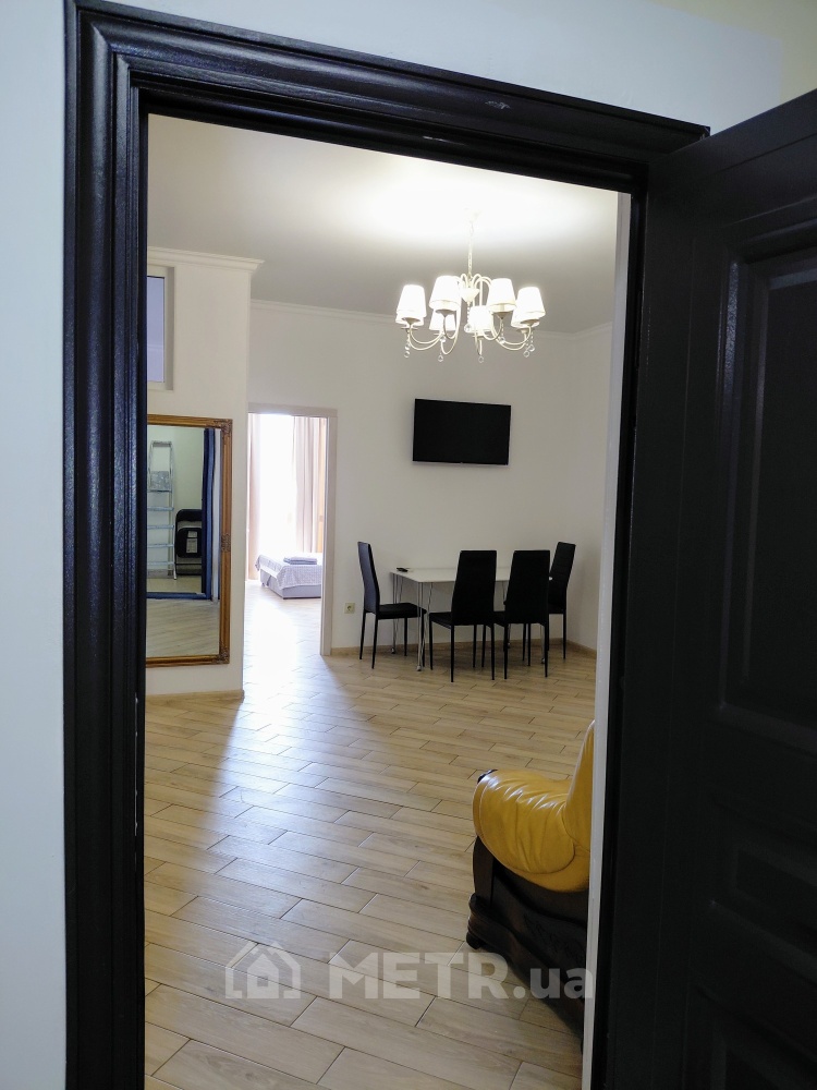 Фото квартиры, г. Одесса, Гагаринское Плато 9 (21783-6)