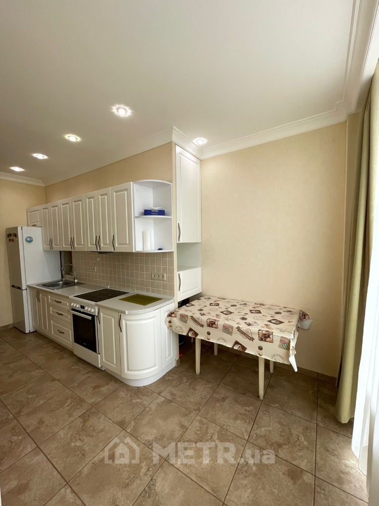 Фото квартиры, г. Одесса, ул. Жемчужная 3 (21788-3)