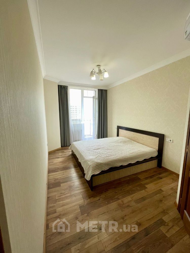 Фото квартиры, г. Одесса, ул. Жемчужная 3 (21788-6)