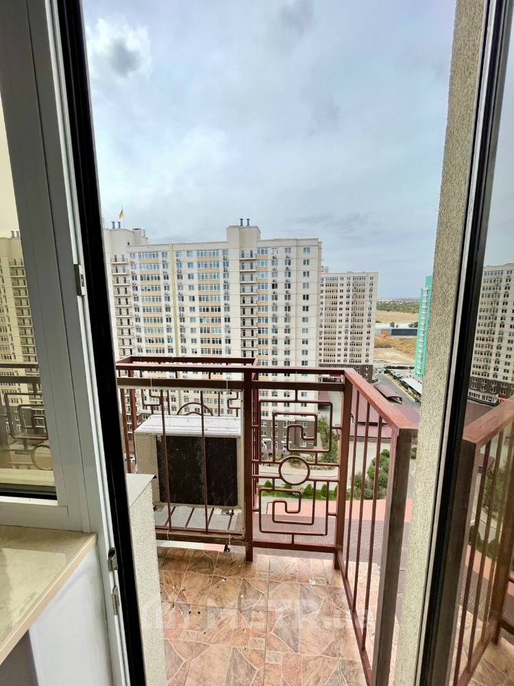 Фото квартиры, г. Одесса, ул. Жемчужная 3 (21788-9)