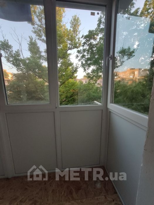 Фото квартиры, г. Черноморск, ул. Парковая 16 (21822-13)