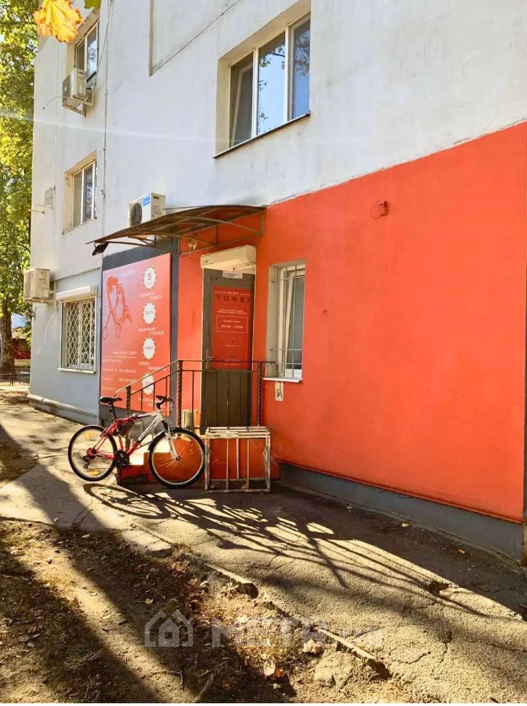 Фото коммерческой недвижимости, г. Одесса, ул. Героев Крут 18 (21842-3)