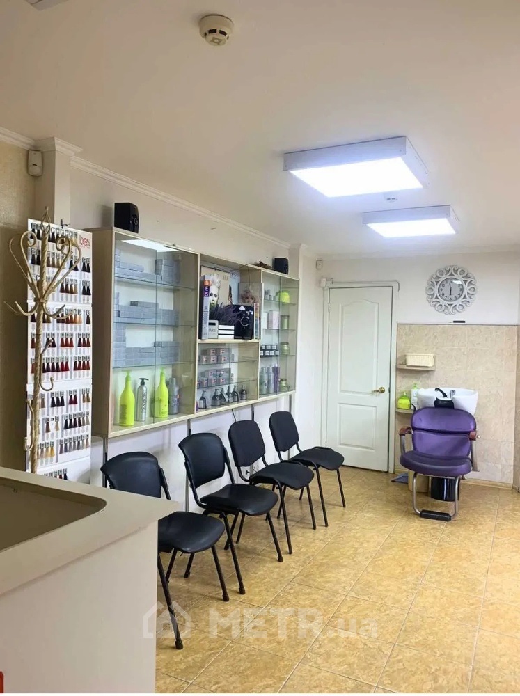 Фото коммерческой недвижимости, г. Одесса, ул. Героев Крут 18 (21842-8)