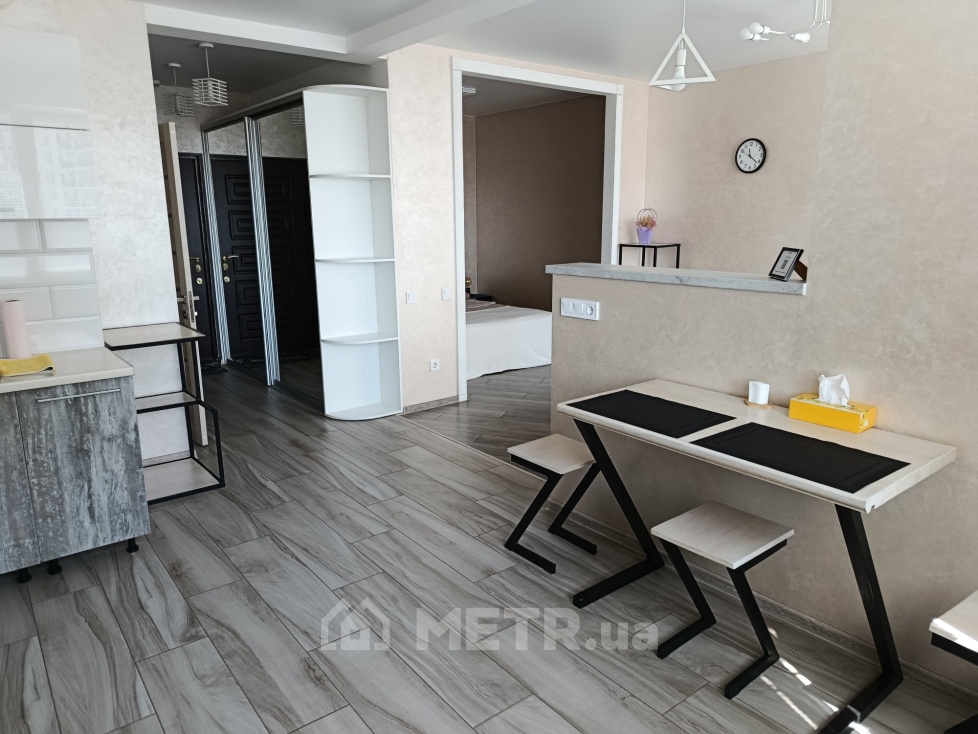 Фото квартиры, г. Одесса, ул. Академика Сахарова 3Б (21851-5)